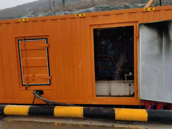 阿坝发电机出租 柴油发电机组电压低报警怎么办？