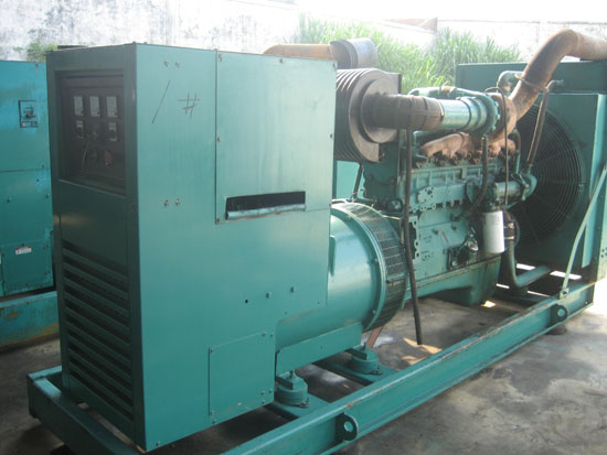 阿坝租赁发电机- 发电机碳刷磨损的原因是什么