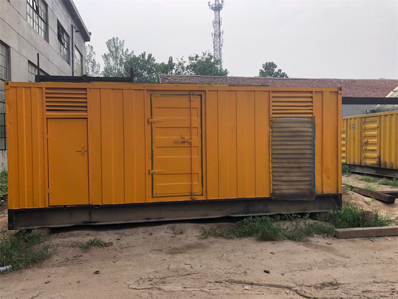 阿坝柴油发电机如何判断新机油是否已经完全充满机油滤清器？