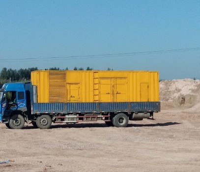 阿坝发电机出租如何判断柴油发电机冷却液是否需要更换？