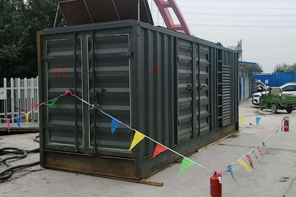 阿坝发电机租赁空气滤清器多久更换一次？