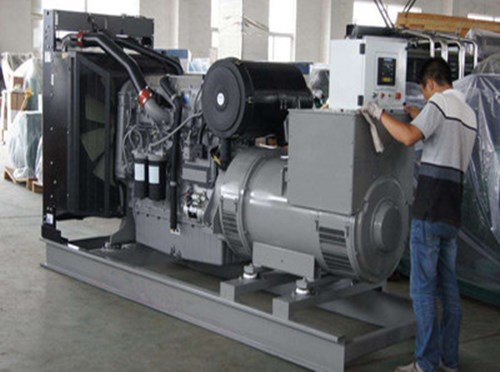 阿坝柴油发电机组和储能设备配合使用的案例