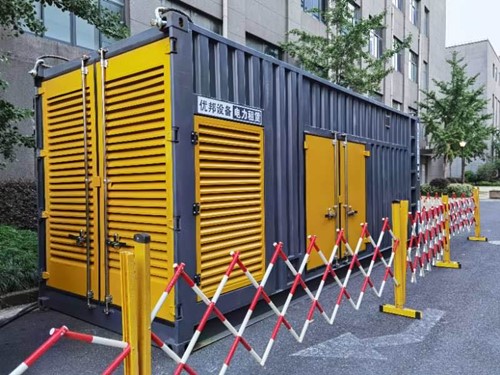 阿坝如何使用转速表检查发动机的转速？