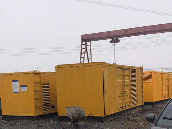 阿坝100kw柴油发电机组每小时油耗？