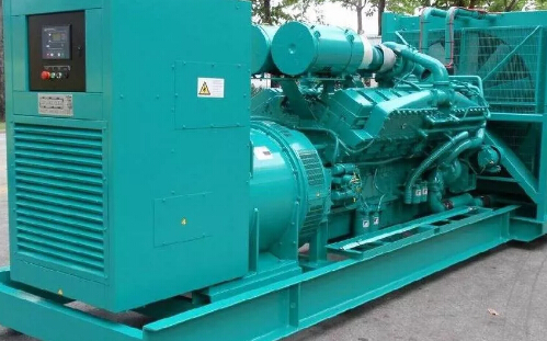 阿坝柴油发电机组冬季使用中需要注意哪些事项？